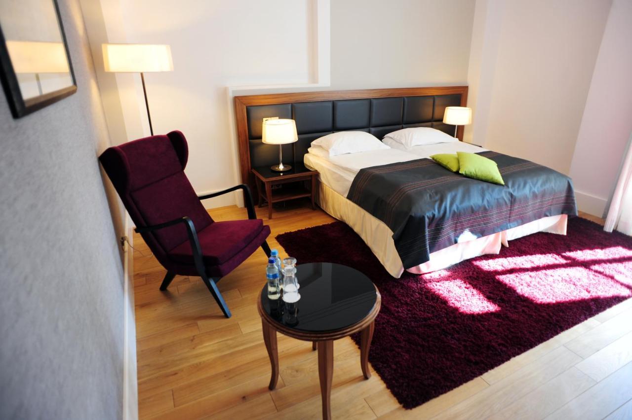 Hotel Zamek Lubliniec Esterno foto